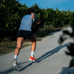 Calcetines Sporcks Marathon White -Saucony || BROOKS Ventas calcetines sporcks marathon white 2