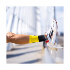 Calcetines Sporcks Redolat Amarillo -Saucony || BROOKS Ventas calcetines sporcks redolat amarillo 3