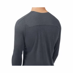 ON Running Camiseta On Performance Long-T Manga Larga Gris -Saucony || BROOKS Ventas camiseta on performance long t manga larga gris 3