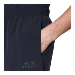 Pantalón Corto Oakley Foundational Training 7 Negro 11 Pantalón Corto Oakley Foundational Training 7 Negro -Saucony || BROOKS Ventas pantalon corto oakley foundational training 7 negro 3