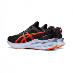 Zapatillas ASICS Novablast 2 Negro Rojo SS22 -Saucony || BROOKS Ventas zapatillas asics novablast 2 negro rojo ss22 3