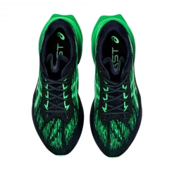 Zapatillas Asics Novablast 3 Negro Verde AW22 -Saucony || BROOKS Ventas zapatillas asics novablast 3 negro verde aw22 5