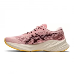 Zapatillas Asics Novablast 3 Rosa Blanco AW22 Mujer -Saucony || BROOKS Ventas zapatillas asics novablast 3 rosa blanco aw22 mujer 1